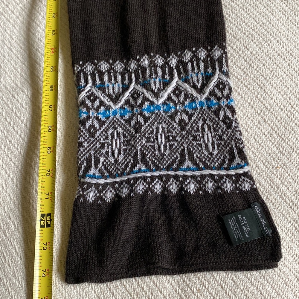 Eddie Bauer 100% merino knitted scarf - Picture 5 of 6